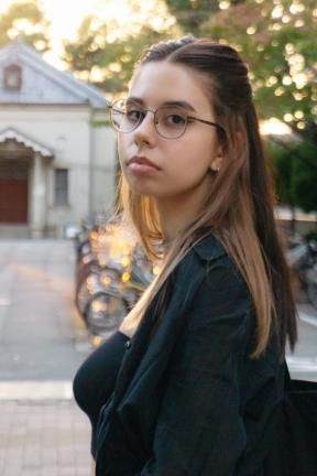 Ines - art teacher in Geneva